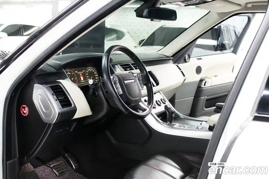 Land Rover Range-Rover Sport 2016 3.0 Автомат в Москве № 166804, фото 8