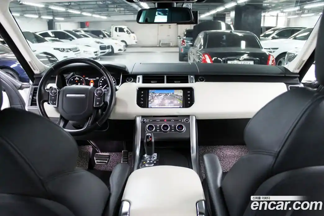 Land Rover Range-Rover Sport 2016 3.0 Автомат в Москве № 166804, фото 9