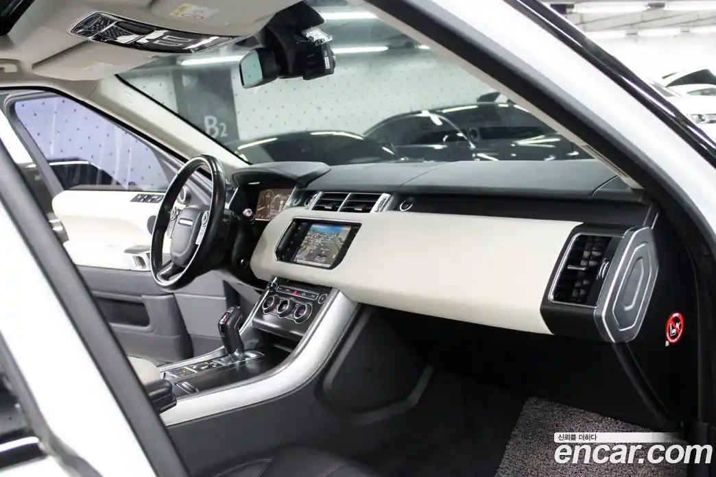 Land Rover Range-Rover Sport 2016 3.0 Автомат в Москве № 166804, фото 10