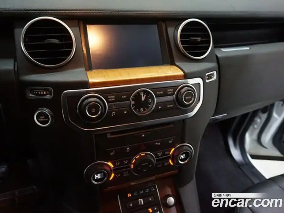 Land Rover Discovery 2013 3.0 Автомат в Москве № 166865, фото 5