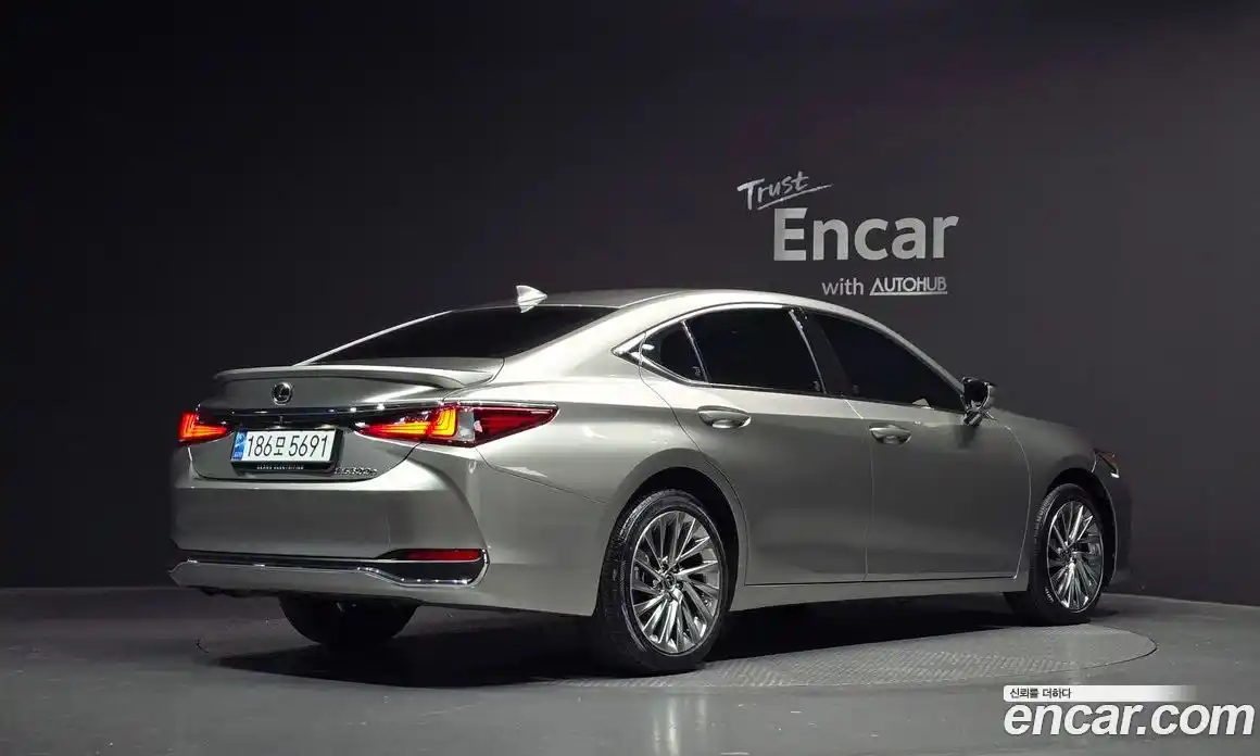 Lexus ES 2025 2.5 Автомат в Москве № 168021, фото 11