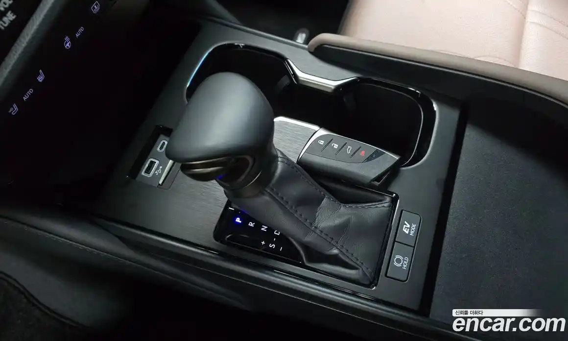 Lexus ES 2025 2.5 Автомат в Москве № 168021, фото 19