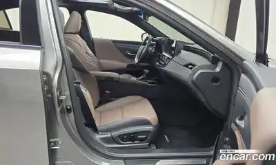 Lexus ES 2025 2.5 Автомат в Москве № 168021, миниатюра 7