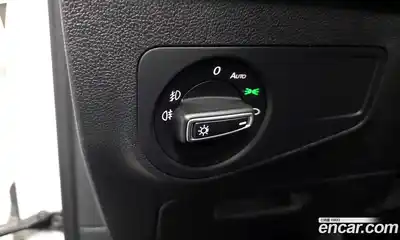 Volkswagen Tiguan 2018 2.0 Автомат в Москве № 168728, миниатюра 8