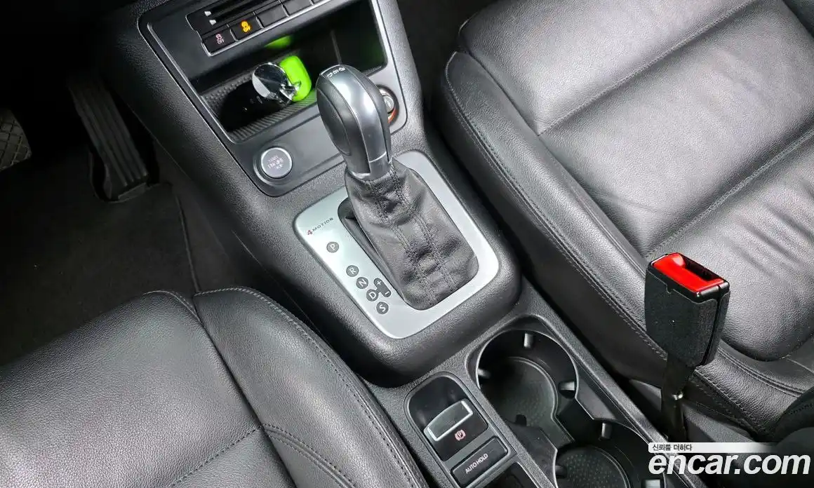 Volkswagen Tiguan 2015 2.0 Автомат в Москве № 169022, фото 8