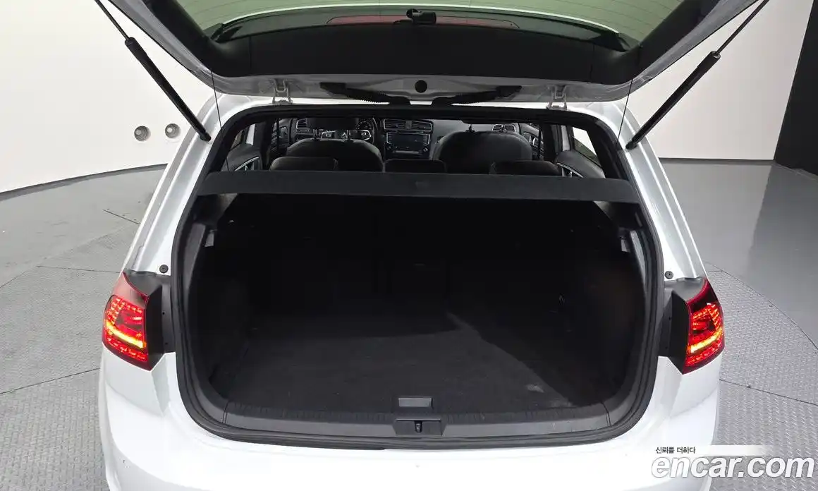 Volkswagen Golf 2015 2.0 Автомат в Москве № 169052, фото 20