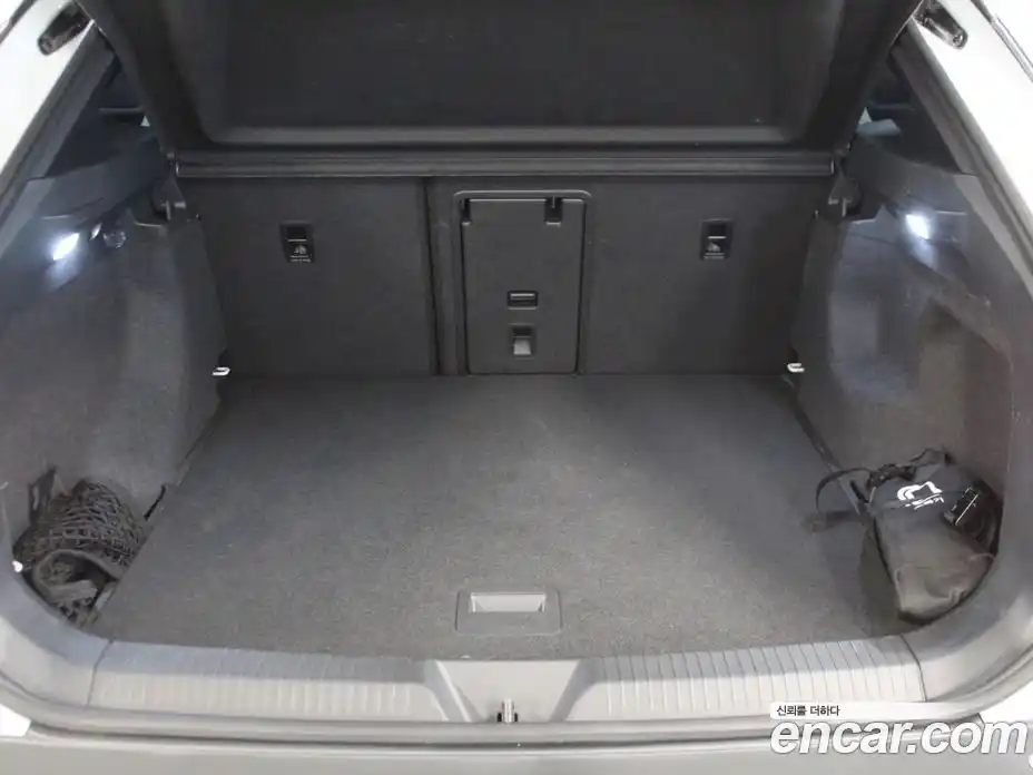 Volkswagen ID.4 2025 0.2 Автомат в Москве № 169141, фото 19