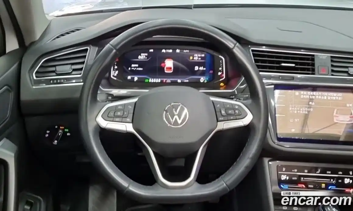 Volkswagen Tiguan 2023 2.0 Автомат в Москве № 169152, фото 13