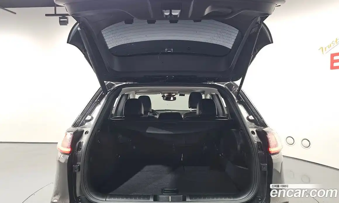 Jeep Cherokee 2020 2.4 Автомат в Москве № 169536, фото 16