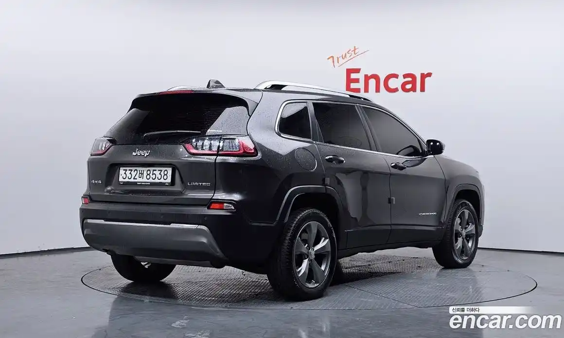 Jeep Cherokee 2020 2.4 Автомат в Москве № 169536, фото 10