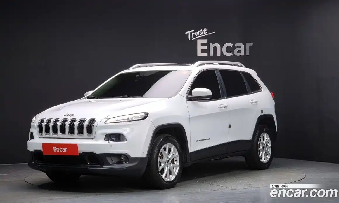 Jeep Cherokee 2015 2.0 Автомат в Москве № 169791, фото 1