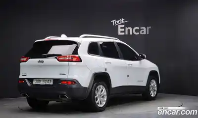 Jeep Cherokee 2015 2.0 Автомат в Москве № 169791, миниатюра 2