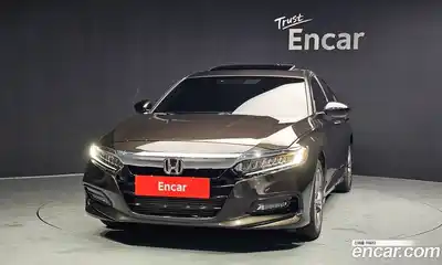 Honda Accord 2018 1.5 Автомат в Москве № 170534, миниатюра 3