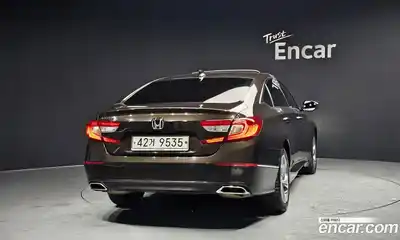 Honda Accord 2018 1.5 Автомат в Москве № 170534, миниатюра 5