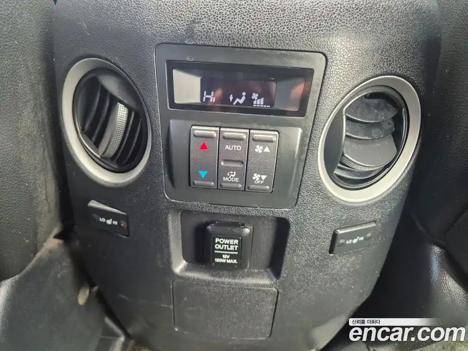 Honda Pilot 2014 3.5 Автомат в Москве № 170669, фото 17