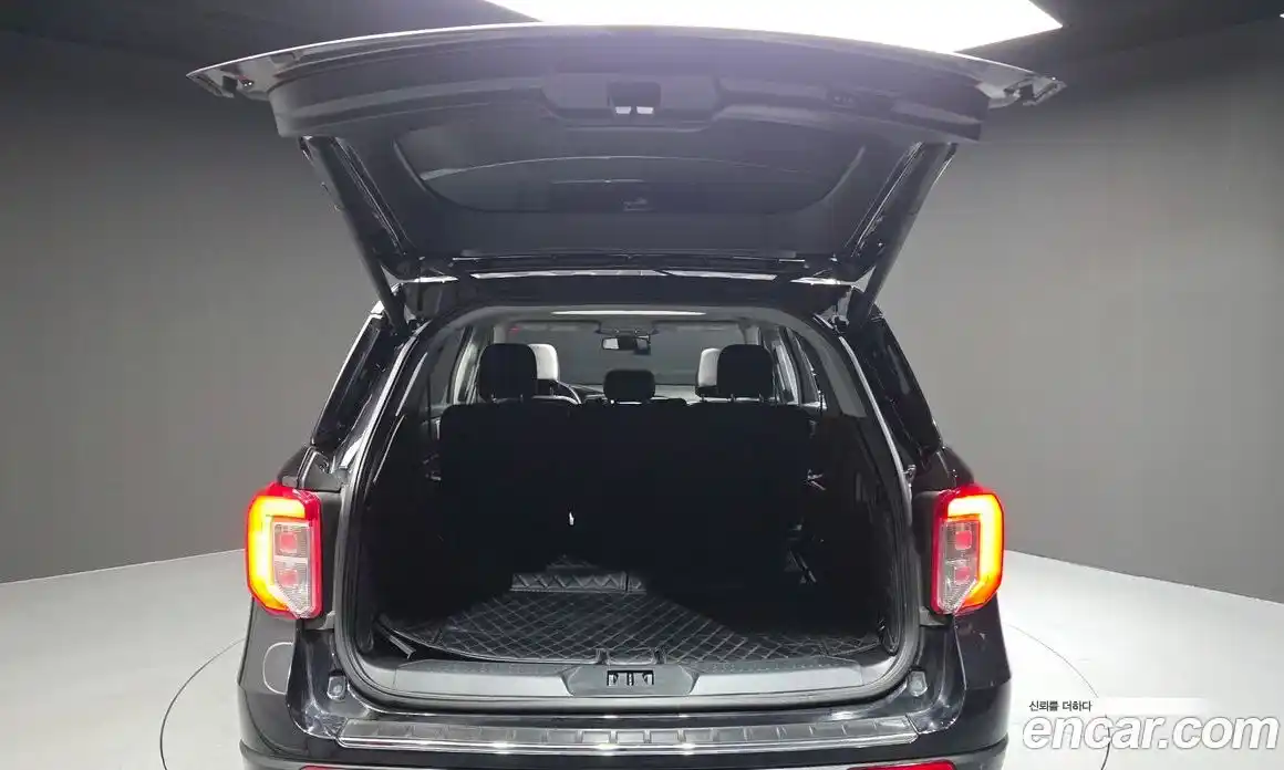 Ford Explorer 2021 3.0 Автомат в Москве № 170974, фото 20