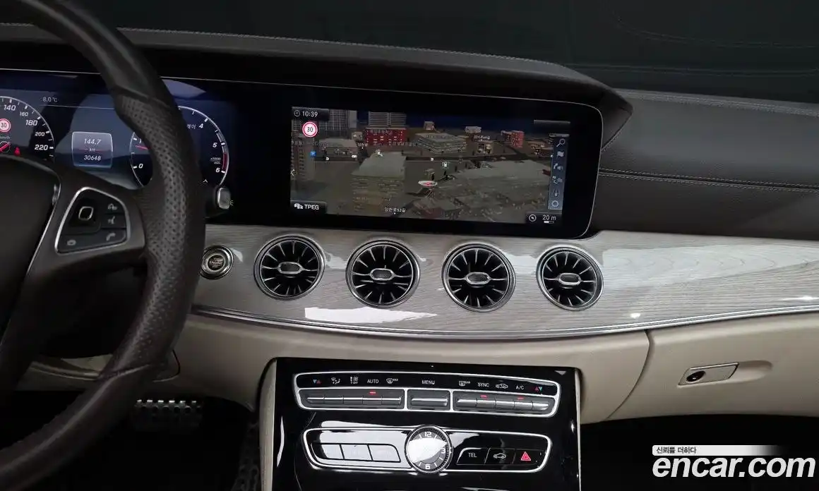 Mercedes-Benz E-Class 2017 1.9 Автомат в Москве № 178974, фото 14