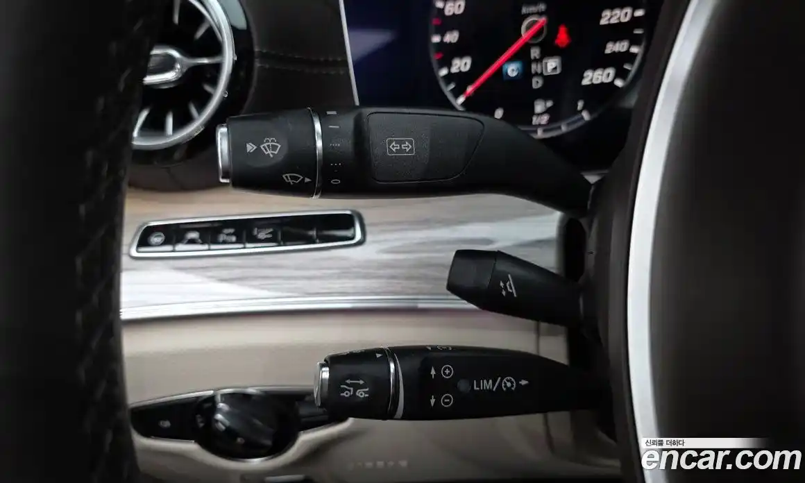 Mercedes-Benz E-Class 2017 1.9 Автомат в Москве № 178974, фото 16