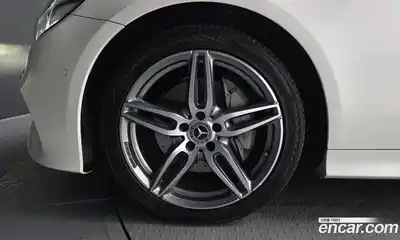 Mercedes-Benz E-Class 2017 1.9 Автомат в Москве № 178974, миниатюра 5