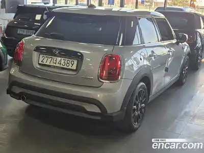 Mini Cooper 2024 1.5 Автомат в Москве № 182182, миниатюра 2