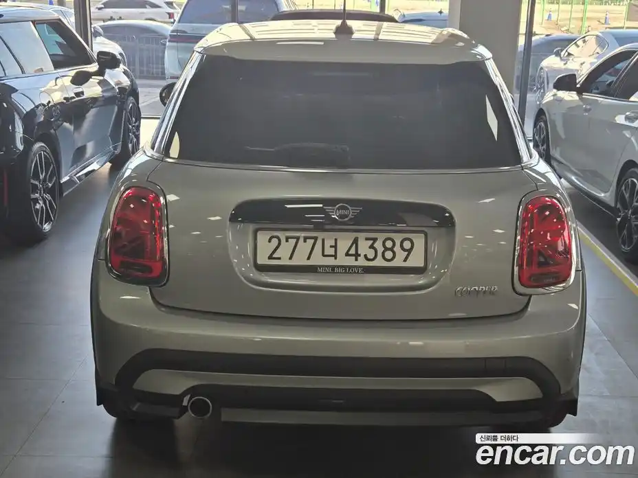 Mini Cooper 2024 1.5 Автомат в Москве № 182182, фото 4