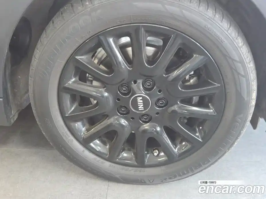 Mini Cooper 2024 1.5 Автомат в Москве № 182182, фото 5