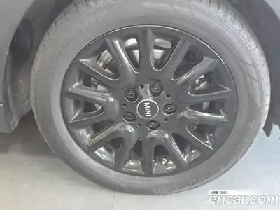 Mini Cooper 2024 1.5 Автомат в Москве № 182182, миниатюра 5