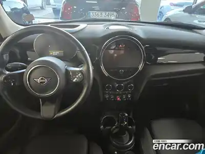 Mini Cooper 2024 1.5 Автомат в Москве № 182182, миниатюра 7