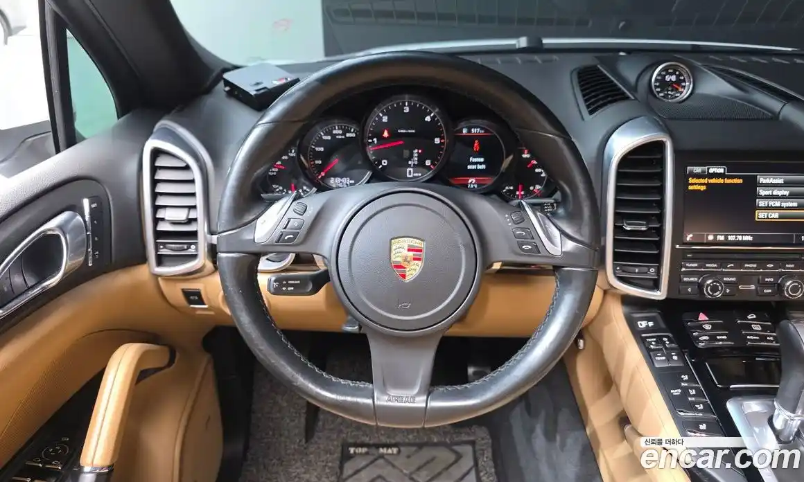 Porsche Cayenne 2014 3.0 Автомат в Москве № 182223, фото 16