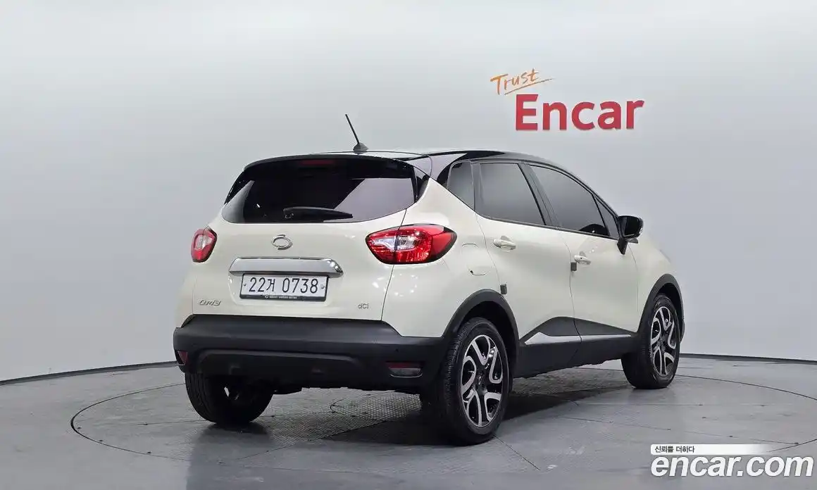 Renault QM3 2015 1.5 Автомат в Москве № 183612, фото 4