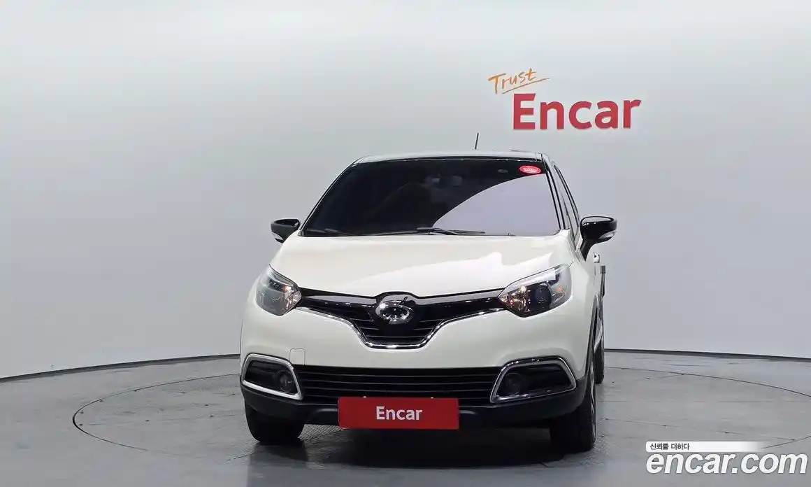 Renault QM3 2015 1.5 Автомат в Москве № 183612, фото 5