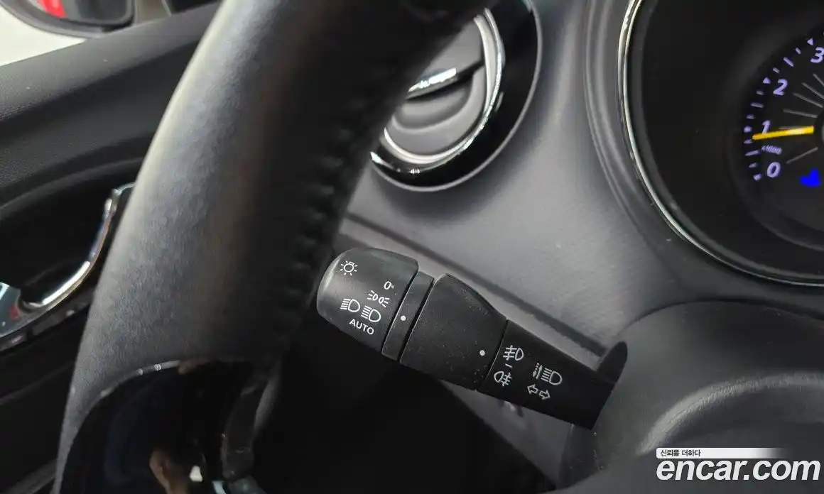 Renault QM3 2015 1.5 Автомат в Москве № 183612, фото 6