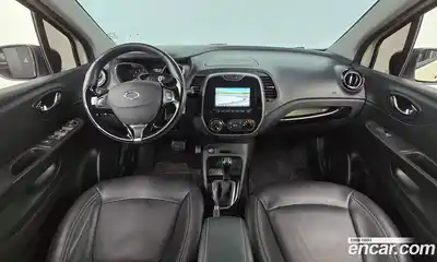 Renault QM3 2015 1.5 Автомат в Москве № 183612, миниатюра 8