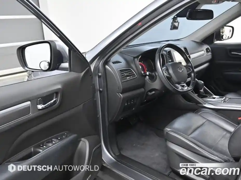 Renault QM6 2017 2.0 Автомат в Москве № 185919, фото 11