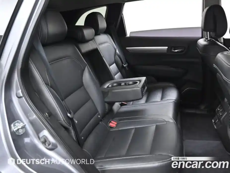 Renault QM6 2017 2.0 Автомат в Москве № 185919, фото 12