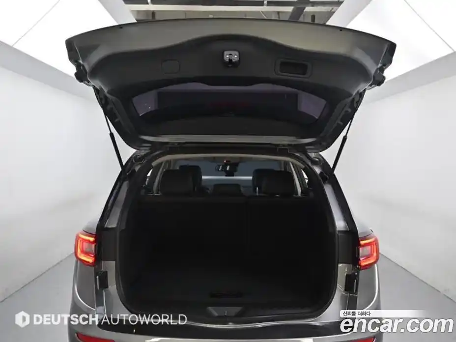 Renault QM6 2017 2.0 Автомат в Москве № 185919, фото 20