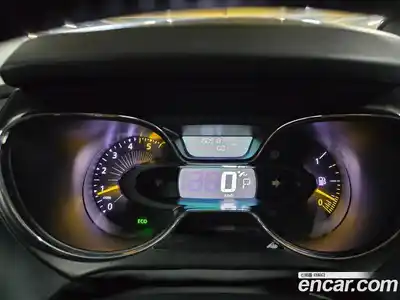 Renault QM3 2015 1.5 Автомат в Москве № 186468, миниатюра 9