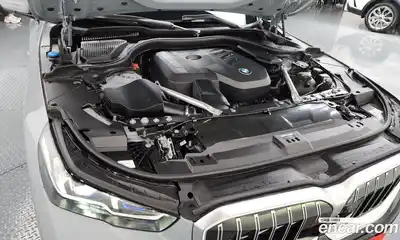 BMW 5-Series 2025 2.0 Автомат в Москве № 187622, миниатюра 6