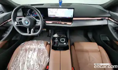 BMW 5-Series 2025 2.0 Автомат в Москве № 187622, миниатюра 7