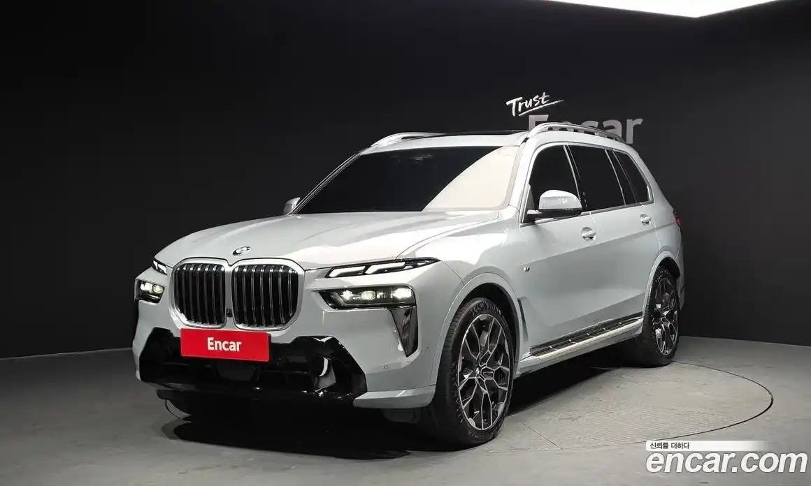 BMW X7 2024 3.0 Автомат в Москве № 188059, фото 1