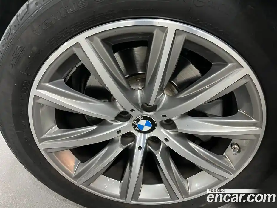 BMW 5-Series 2018 2.0 Автомат в Москве № 188113, фото 20