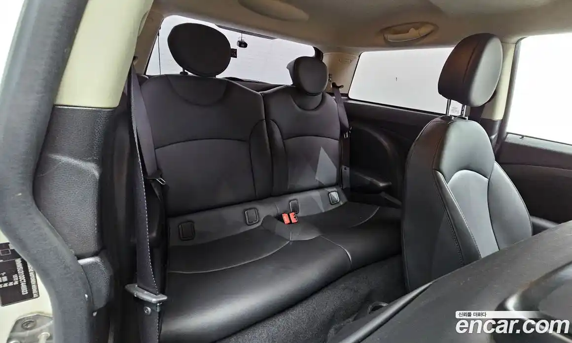 Mini Cooper 2012 1.6 Автомат в Москве № 189024, фото 13