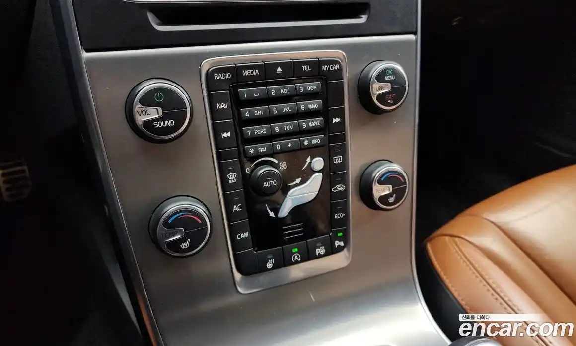 Volvo S60 2014 2.0 Автомат в Москве № 189205, фото 14