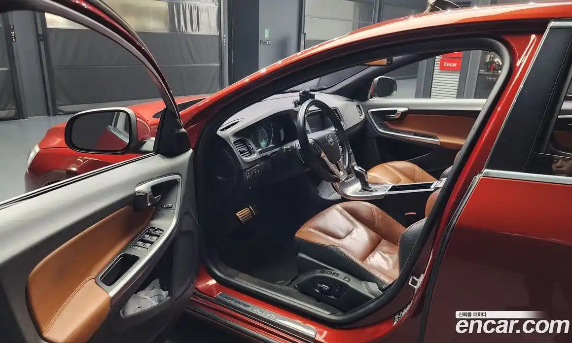 Volvo S60 2014 2.0 Автомат в Москве № 189205, фото 15