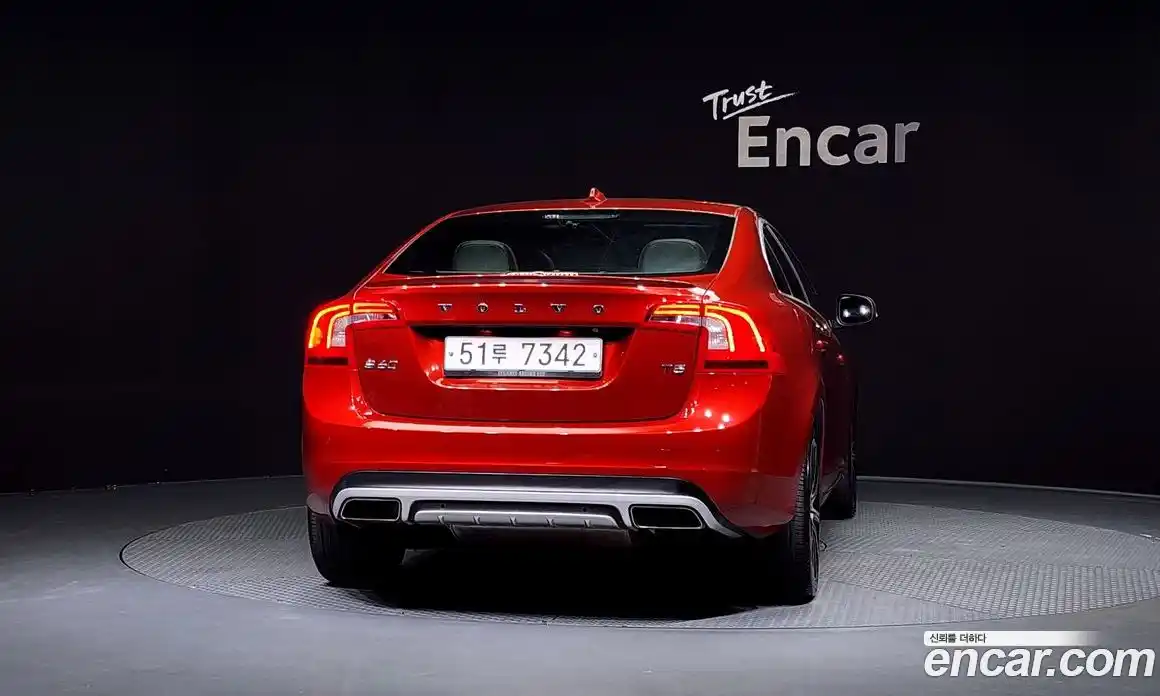 Volvo S60 2014 2.0 Автомат в Москве № 189205, фото 16