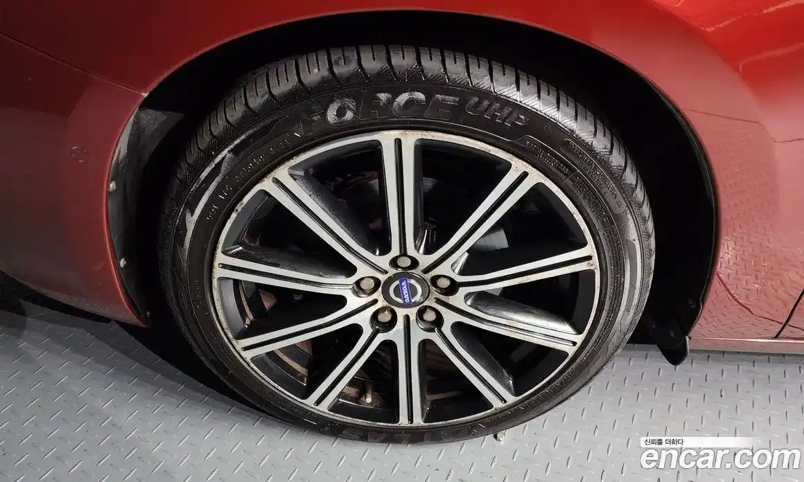 Volvo S60 2014 2.0 Автомат в Москве № 189205, фото 17