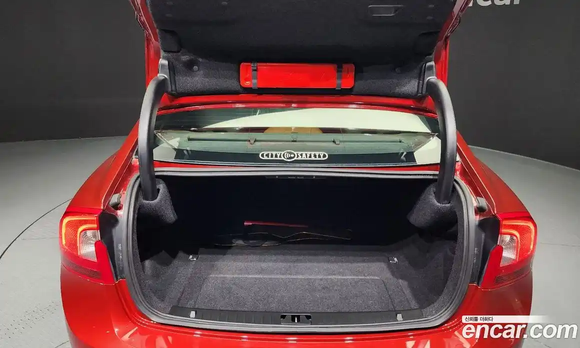 Volvo S60 2014 2.0 Автомат в Москве № 189205, фото 20