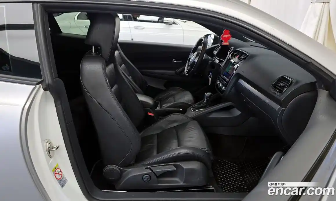 Volkswagen Scirocco 2013 2.0 Автомат в Москве № 189920, фото 13