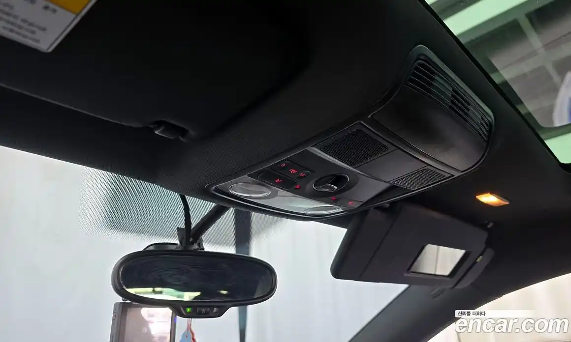 Volkswagen Scirocco 2013 2.0 Автомат в Москве № 189920, фото 9