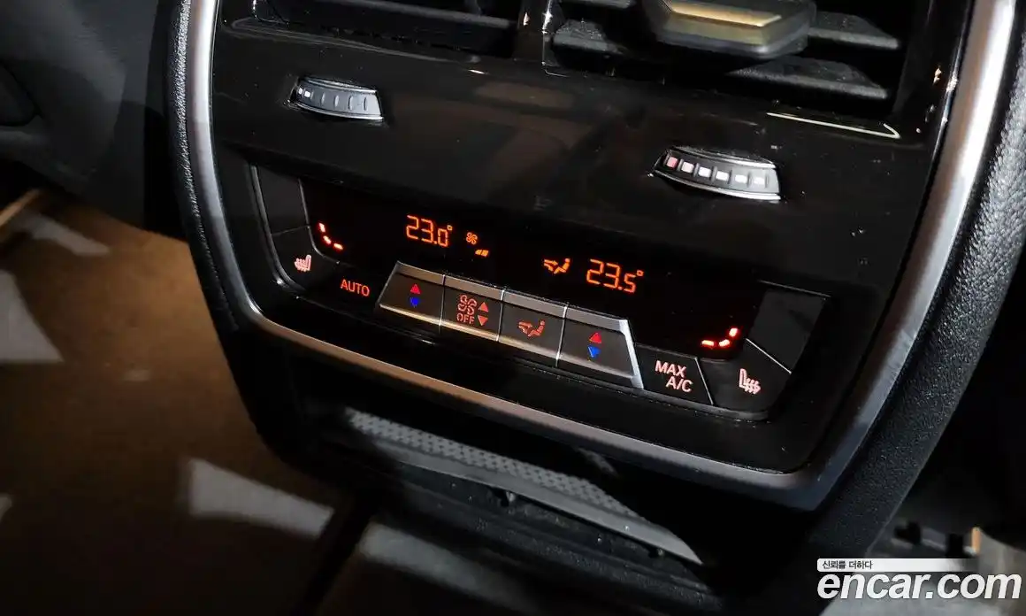 BMW X5M 2023 4.4 Автомат в Москве № 191887, фото 13